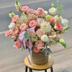 giỏ hoa hồng Julibee
