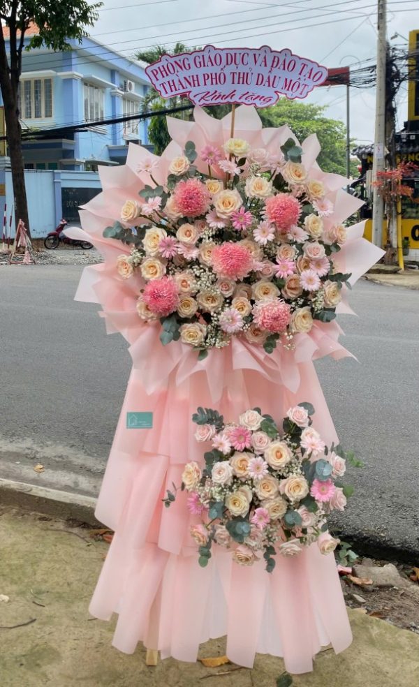 kệ hoa tone hồng