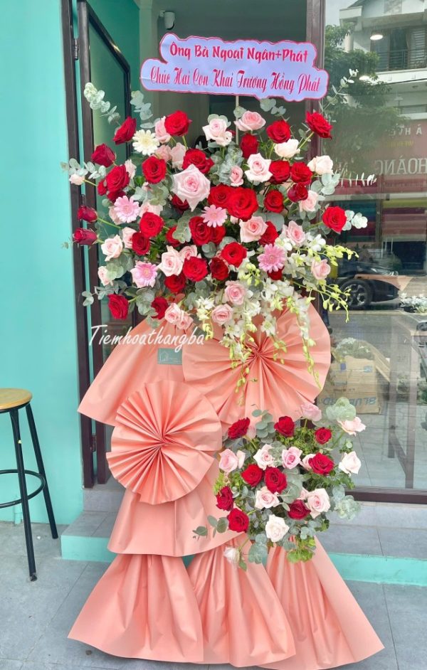 kệ hoa khai trương tone đỏ hồng