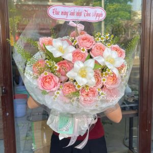bó hoa hồng julibee mix tulip